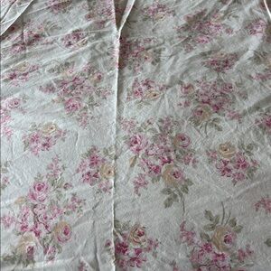Simply Shabby Chic Roses full/ queen duvet